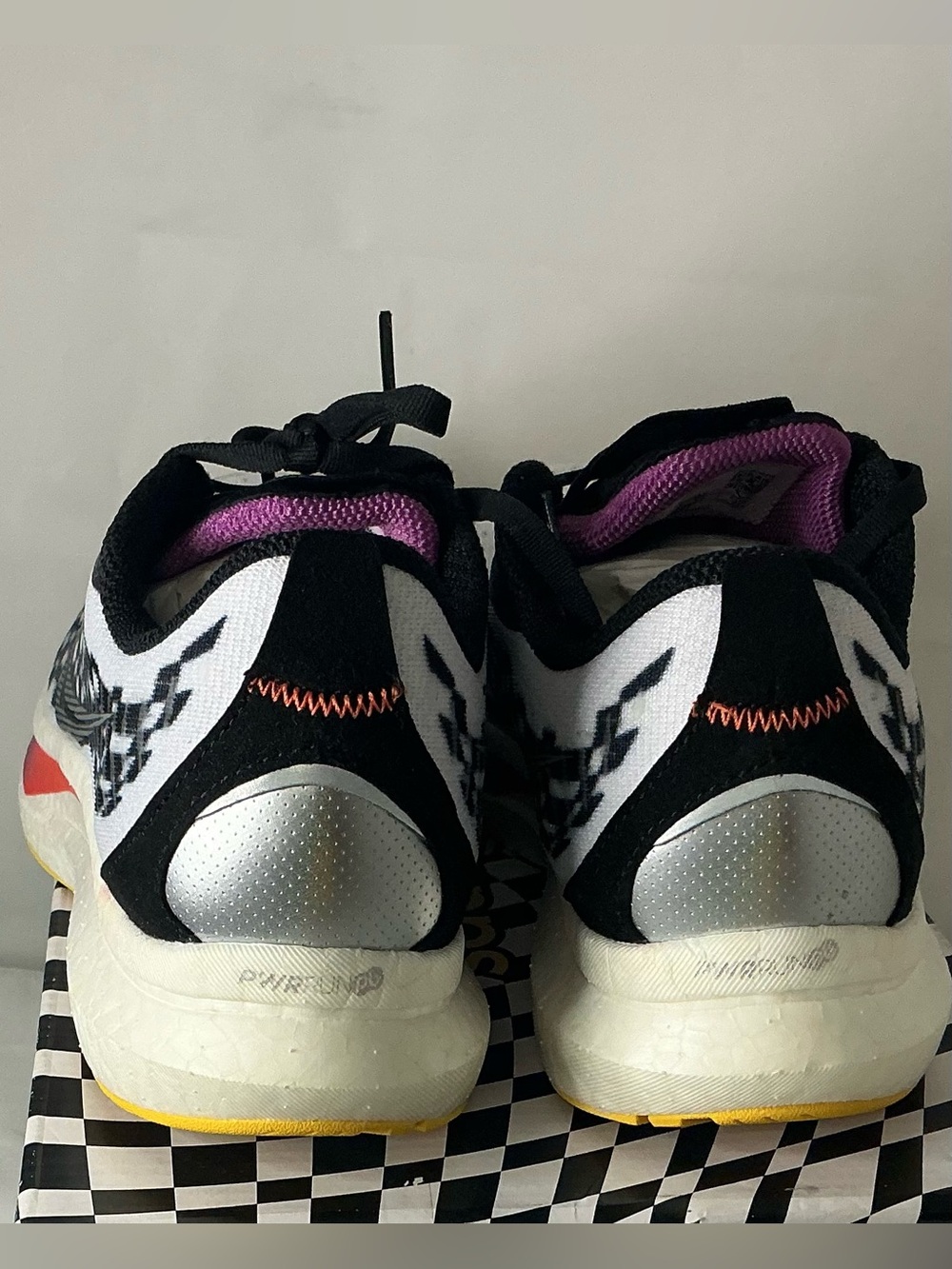 Saucony Endorphin Speed 2 Running Shoes Women’s 9.5 white yellow black - Picture 5 of 9